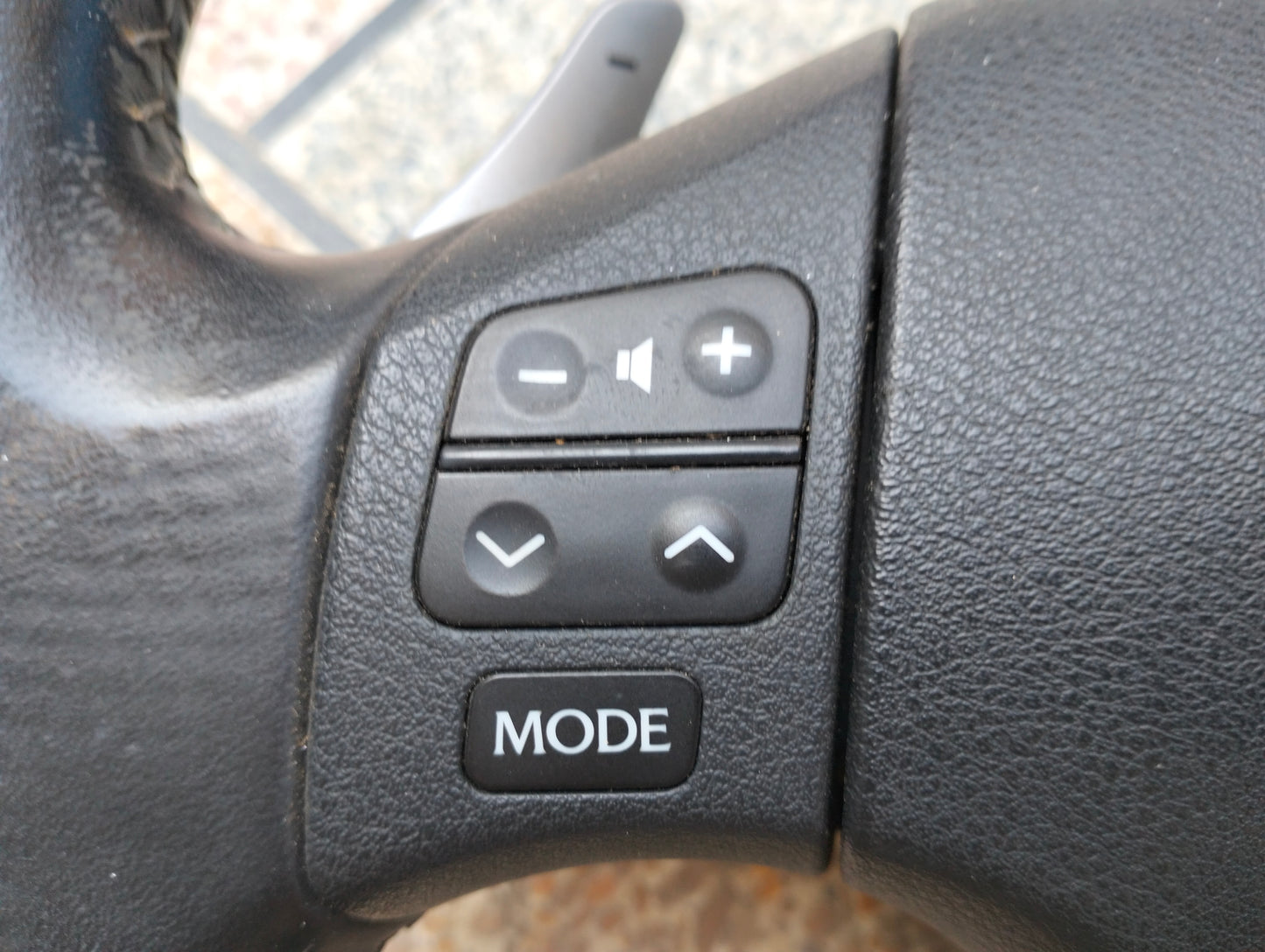 LEXUS is250 multimedia steering